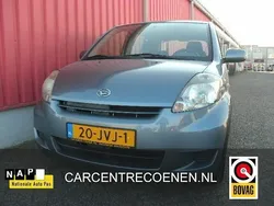 Grijs, metallic lak Gebruikt 2009 Daihatsu Sirion Hatchback | € 3.450 (Eerlijke prijs)