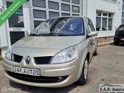 Beige Gebruikt 2008 Renault Scénic II MPV | € 1.999 (Iets duurder)