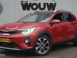Rood Gebruikt 2019 Kia Stonic SUV | € 19.395 (Eerlijke prijs)