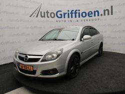 Grijs Gebruikt 2007 Opel Vectra GTS Sport Hatchback | € 1.790 (Eerlijke prijs)