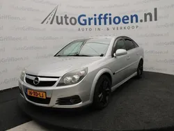 Grijs Gebruikt 2007 Opel Vectra GTS Sport Hatchback | € 2.390 (Eerlijke prijs)