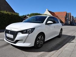 Wit Gebruikt 2021 Peugeot 208 Allure Hatchback | € 14.900 (Super prijs)
