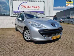 Grijs, metallic lak Gebruikt 2008 Peugeot 207 Stationwagen | € 1.950 (Eerlijke prijs)