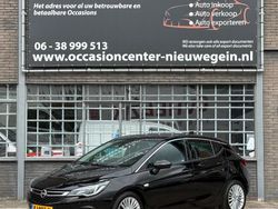 Zwart Gebruikt 2016 Opel Astra Innovation Hatchback | € 6.495