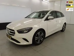 Wit Gebruikt 2021 Mercedes B180 Business MPV | € 21.999 (Goede deal)