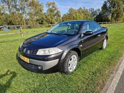Zwart Gebruikt 2006 Renault Mégane Cabriolet Cabriolet | € 1.750
