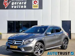Grijs Gebruikt 2015 Mercedes GLA200 Prestige SUV | € 17.660 (Eerlijke prijs)