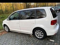 Wit Gebruikt 2013 VW Touran Comfortline MPV | € 5.500
