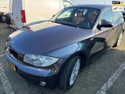 Grijs Gebruikt 2006 BMW 120 Hatchback | € 3.750 (Eerlijke prijs)