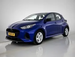 Blauw Gebruikt 2024 Mazda 2 Center-Line Hatchback | € 24.695 (Eerlijke prijs)