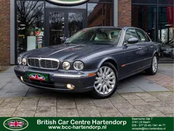 Grijs, metallic lak Gebruikt 2003 Jaguar XJ Sedan | € 23.945