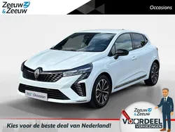 Licht ijswit 369 Gebruikt 2024 Renault Clio V Techno Hatchback | € 20.935 (Iets duurder)