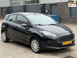 Zwart Gebruikt 2014 Ford Fiesta Style Hatchback | € 4.245 (Goede deal)