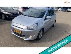 Grijs Gebruikt 2015 Mitsubishi Space Star Hatchback | € 4.745 (Eerlijke prijs)