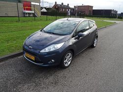 Grijs Gebruikt 2012 Ford Fiesta Trend Hatchback | € 2.295 (Super prijs)