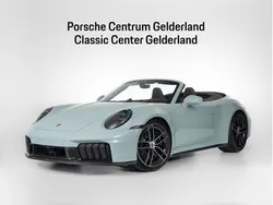 Groen Nieuw 2025 Porsche 911 Carrera 4 GTS Cabriolet | € 327.326 (Duur)
