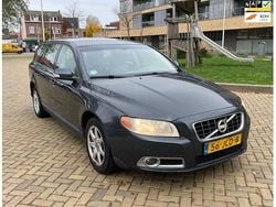 Grijs Gebruikt 2009 Volvo V70 Stationwagen | € 2.650 (Eerlijke prijs)