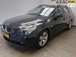 Zwart Gebruikt 2005 BMW 525 Stationwagen | € 5.495 (Eerlijke prijs)