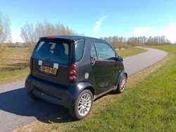 Zwart Gebruikt 2006 Smart ForTwo Coupé Pure Coupé | € 1.100 (Goede deal)
