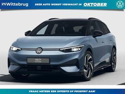 Blauw, metallic lak Nieuw 2025 VW ID.7 Pro Stationwagen | € 55.595 (Goede deal)