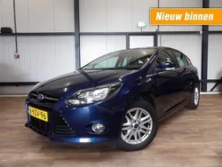Blauw Gebruikt 2013 Ford Focus Hatchback | € 4.490 (Eerlijke prijs)