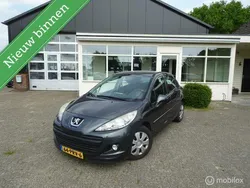 Grijs Gebruikt 2011 Peugeot 207 Access Hatchback | € 3.950 (Iets duurder)