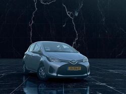 Grijs Gebruikt 2016 Toyota Yaris Hatchback | € 6.750 (Goede deal)