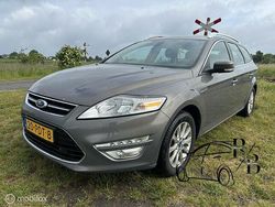 Bruin, metallic lak Gebruikt 2011 Ford Mondeo Titanium Stationwagen | € 1.799