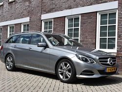 Grijs Gebruikt 2013 Mercedes E200 Avantgarde Stationwagen | € 15.900 (Goede deal)