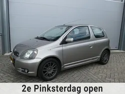 Grijs Gebruikt 2001 Toyota Yaris Sport Hatchback | € 3.795 (Duur)