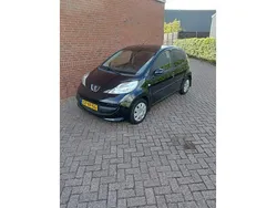Zwart Gebruikt 2007 Peugeot 107 Hatchback | € 3.450 (Eerlijke prijs)