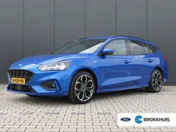 Blauw, metallic lak Gebruikt 2020 Ford Focus ST-Line Stationwagen | € 21.440 (Iets duurder)