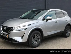 Grijs, metallic lak Gebruikt 2023 Nissan Qashqai Acenta SUV | € 25.280 (Eerlijke prijs)