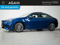 Blauw, metallic lak Gebruikt 2024 Mercedes A180 AMG line Sedan | € 39.450 (Duur)