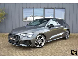 Grijs Gebruikt 2020 Audi A3 Competition Hatchback | € 32.950 (Iets duurder)