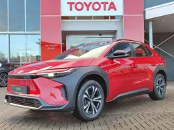 Rood Nieuw 2025 Toyota bZ4X Active SUV | € 40.499 (Eerlijke prijs)