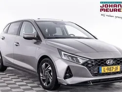 Grijs Gebruikt 2021 Hyundai i20 Premium Hatchback | € 18.990 (Eerlijke prijs)