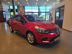 Rood Gebruikt 2016 Renault Clio GrandTour LIMITED Stationwagen | € 7.349 (Eerlijke prijs)