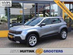 Grijs, metallic lak Gebruikt 2023 Jeep Avenger Altitude SUV | € 25.990 (Eerlijke prijs)