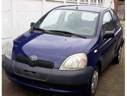 Blauw Gebruikt 1999 Toyota Yaris Hatchback | € 1.200 (Eerlijke prijs)