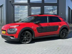 Rood Gebruikt 2016 Citroën C4 Cactus PureTech Hatchback | € 5.750 (Eerlijke prijs)