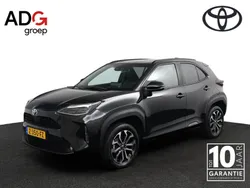 Zwart Gebruikt 2024 Toyota Yaris Cross SUV | € 28.900 (Eerlijke prijs)