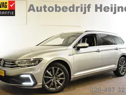 Grijs Gebruikt 2020 VW Passat Business Stationwagen | € 22.445 (Goede deal)