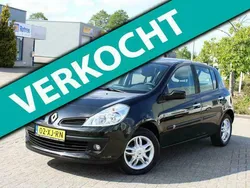 Zwart Gebruikt 2007 Renault Clio R.S. Dynamique Hatchback | € 3.499 (Eerlijke prijs)