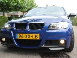Blauw Gebruikt 2006 BMW 320 Sedan | € 23.999