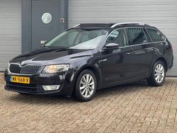 Zwart Gebruikt 2017 Skoda Octavia Business Line Stationwagen | € 9.500 (Eerlijke prijs)