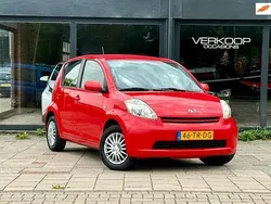 Rood Gebruikt 2007 Daihatsu Sirion Hatchback | € 3.950 (Goede deal)