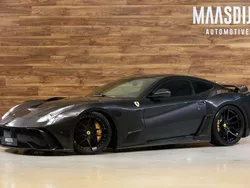Grijs, metallic lak Gebruikt 2015 Ferrari F12 Coupé | € 419.740