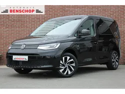 Zwart Nieuw 2024 VW Caddy Style MPV | € 29.800 (Goede deal)