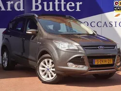 Grijs Gebruikt 2015 Ford Kuga Titanium SUV | € 13.999 (Goede deal)